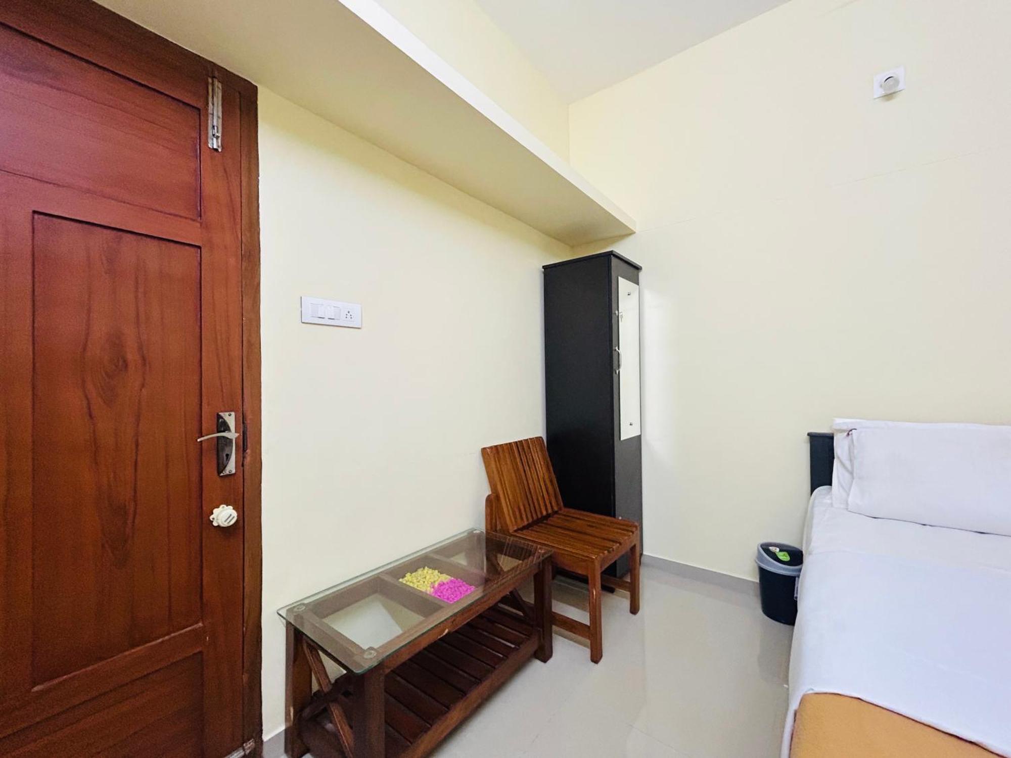 Apartment Vaisharad Trivandrum *