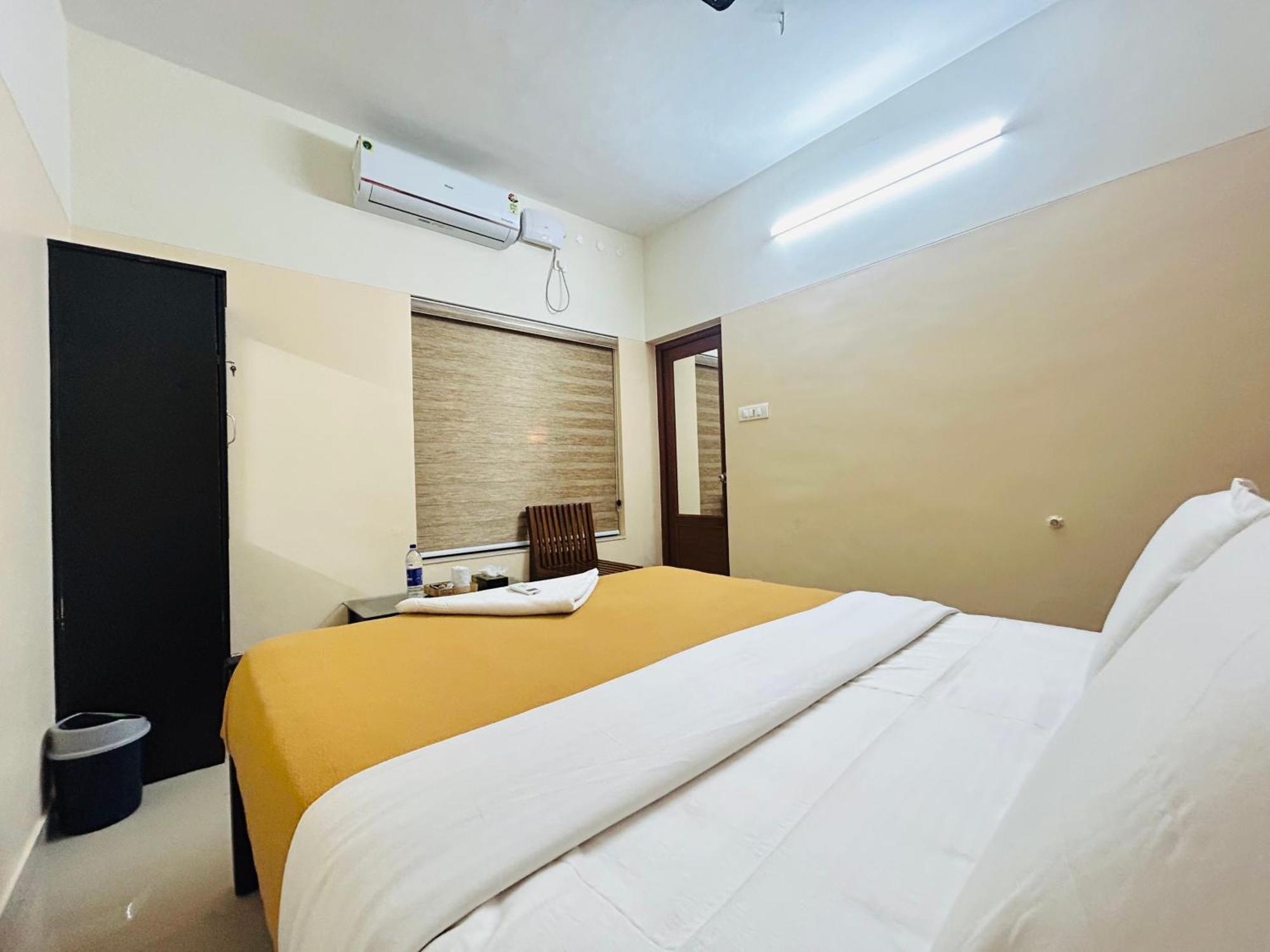 Vaisharad Trivandrum Apartment *
